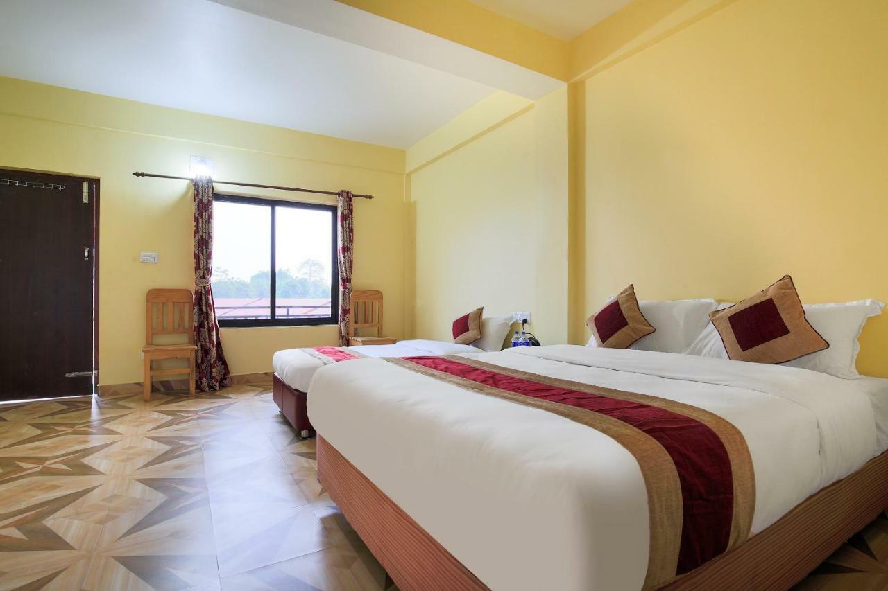 Hotel Vision Safari Pvt Ltd Sauraha Exteriér fotografie